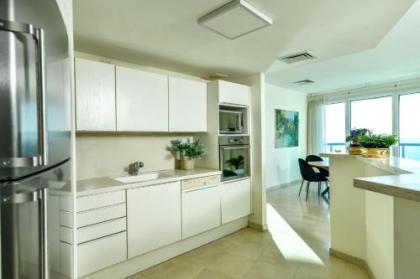 Picturesque 3BR Apt w Balcony & Parking Near Beach by Sea N' Rent - image 19