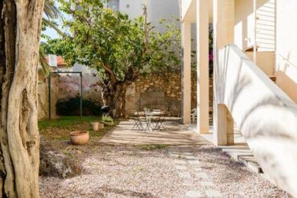 Secret Jaffa Garden - image 11