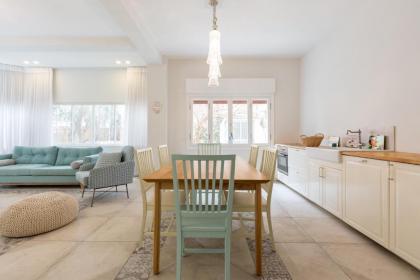 Charming 2 Bdr Apartment Garden Dizengoff #TL41 - image 13