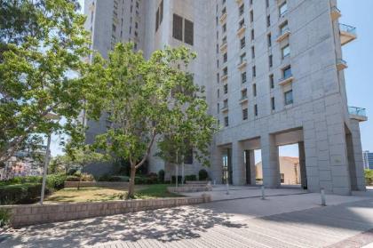 Trust Inn - Neve Tsedek Tower Amazing sea view Balcony & Parking - image 2