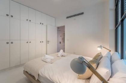 Trust Inn - Allenby Lovely apt Balcony & Parking - image 2