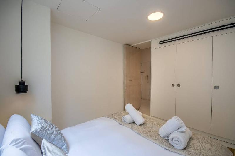 Trust Inn - Allenby Lovely apt Balcony & Parking - image 3