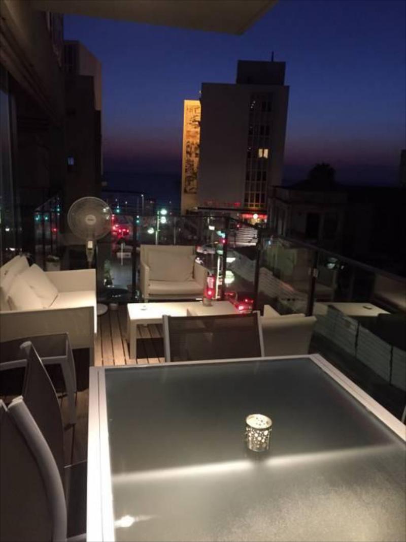 Amazing Sea View - Luxury Apartment & Parking - image 2