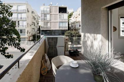 trust Inn Bahaus Renovated Building Lovely Apartment