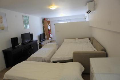 Enjoy Spacious Beach&Market 1 BR supreme location - image 3