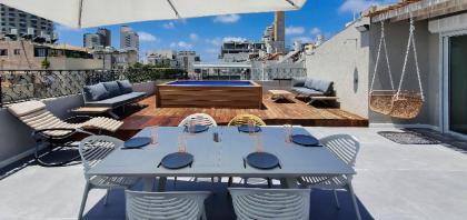 Design 3 Bdr Huge Rooftop Beach Side #TL57 - image 1