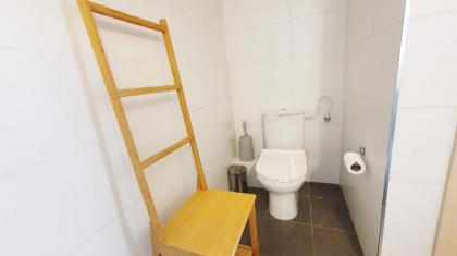 Design 1 Bdr Apartment Florentine   #tL18