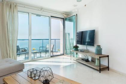 Luxurious 90sqm 2BR Beach Front - image 4