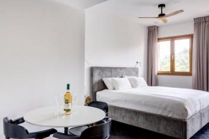 Andromeda Hill Amazing Suite - image 18