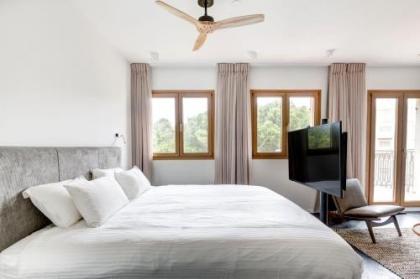 Andromeda Hill Amazing Suite - image 19