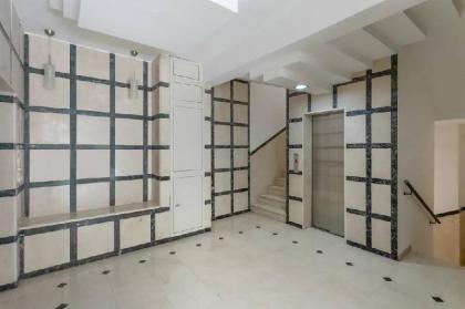 Bold & Beautiful 1BR in Ben yehuda by HolyGuest - image 3