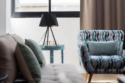 High Quality Designed 3 BR Apartment Hayarkon 185 - image 18