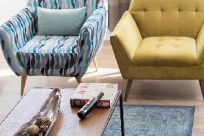 High Quality Designed 3 BR Apartment Hayarkon 185 - image 9