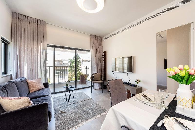 Luxurious Holiday Home Arlozorov 8 - image 5