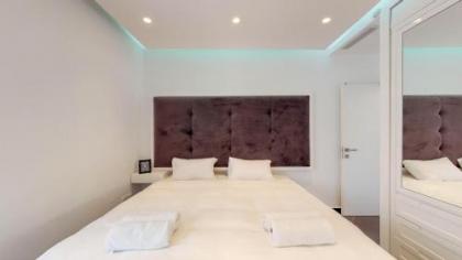 Spacious 3-BR with Terrace in Dizengoff - image 18