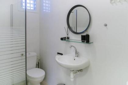 Carmel Market Apartments - image 12