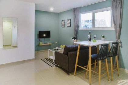 Carmel Market Apartments - image 13