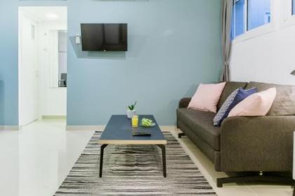 Carmel Market Apartments - image 3