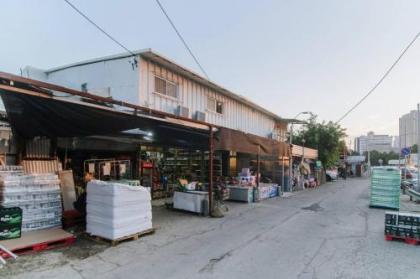 Carmel Market Apartments - image 9