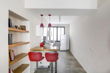 Nordau BLVD 2 Bedrooms - image 17