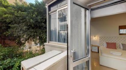 Relaxing 3BR in Ben yehuda 66 by HolyGuest - image 20