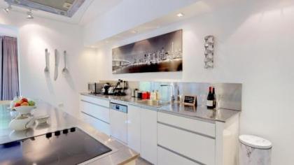 Relaxing 3BR in Ben yehuda 66 by HolyGuest - image 5