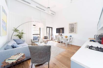 Beautiful 2 -BR apartment on the beach - Roslan St - image 14