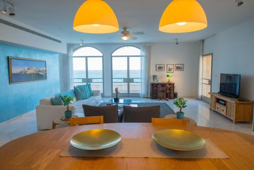 Casa Nova Luxury Penthouse - main image