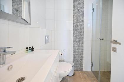 Granite 2BR by HolyGuest - image 14