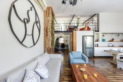 TLV Loft Paradise with Balcony Roof Top & Mamad by Sea N' Rent - image 3