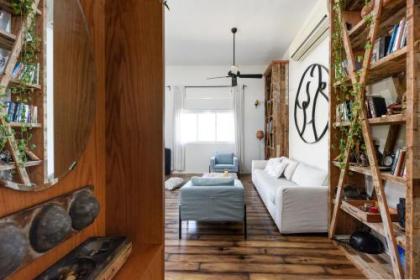 TLV Loft Paradise with Balcony Roof Top & Mamad by Sea N' Rent - image 6