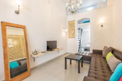 Home of Art in Neve-Tzedek Heart - image 19