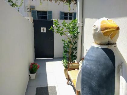 Home of Art in Neve-Tzedek Heart - image 4