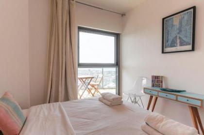 Luxury Condo & Spectacular View by FeelHome - image 11