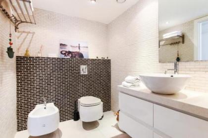 Luxury Condo & Spectacular View by FeelHome - image 12