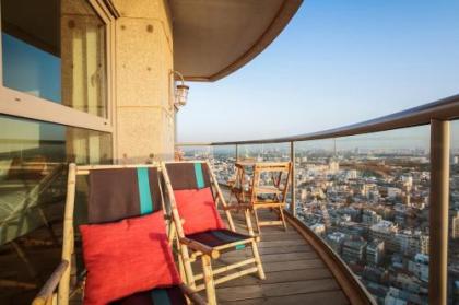 Luxury Condo & Spectacular View by FeelHome - image 18