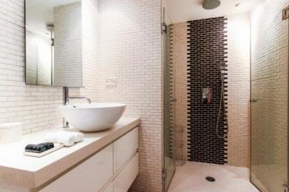 Luxury Condo & Spectacular View by FeelHome - image 9
