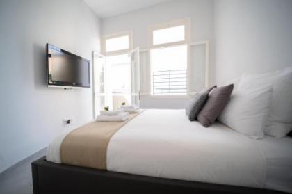 YalaRent Boutique Apartments in Jaffa's Flea Market - image 16