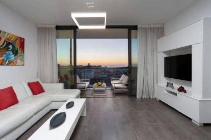 Playful 2BR In Florentine by HolyGuest - image 14
