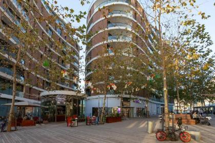 Playful 2BR In Florentine by HolyGuest - image 5