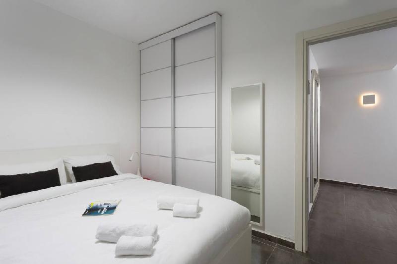 Playful 2BR In Florentine by HolyGuest - image 7