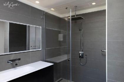 Unique Loft 1BR in White City by HolyGuest - image 8
