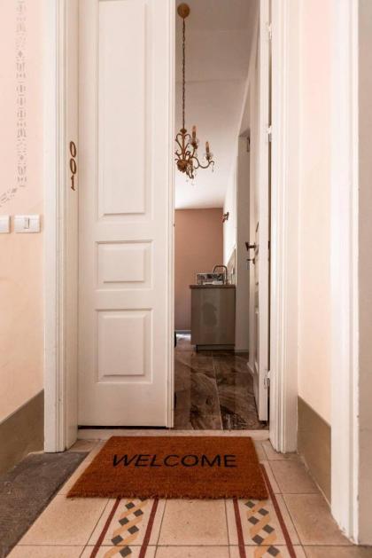 Cozy Apartment - Carmel Market by House of Palm - image 5