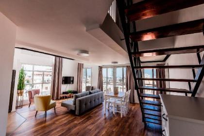 Duplex with Panoramic view on Tel Aviv - Sea view