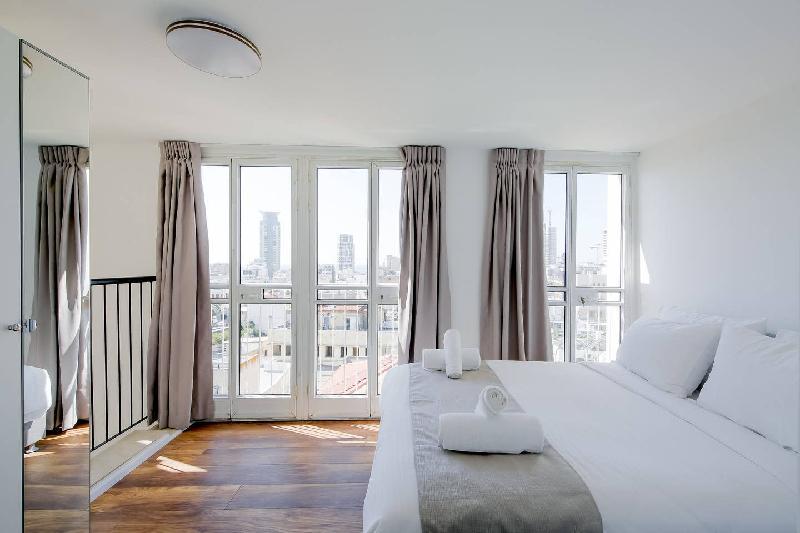 Duplex with Panoramic view on Tel Aviv - Sea view - image 5