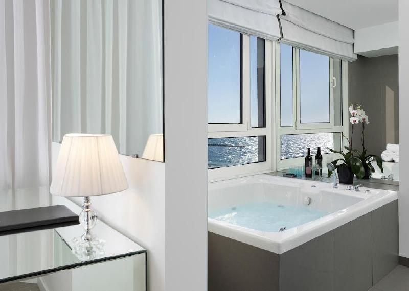 Sea Executive Suites - main image