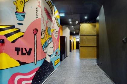ColorBox - an Autonomous Hotel by Loginn - image 11
