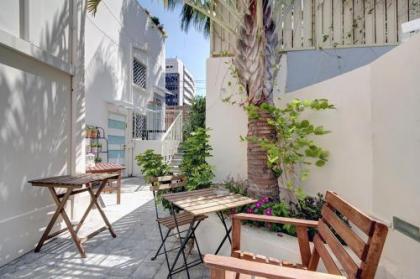 Lisetta - By Beach Apartments TLV - image 18