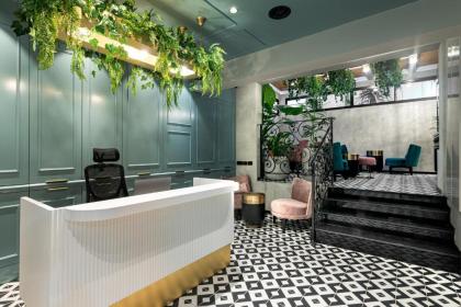 Dizengoff Garden Hotel - image 9
