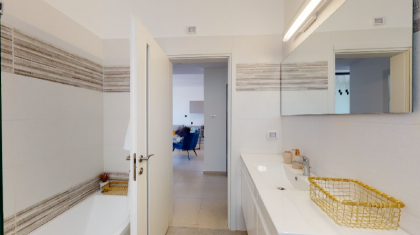 By the Beach Splendid and Cosy Apt heart of TLV - image 4